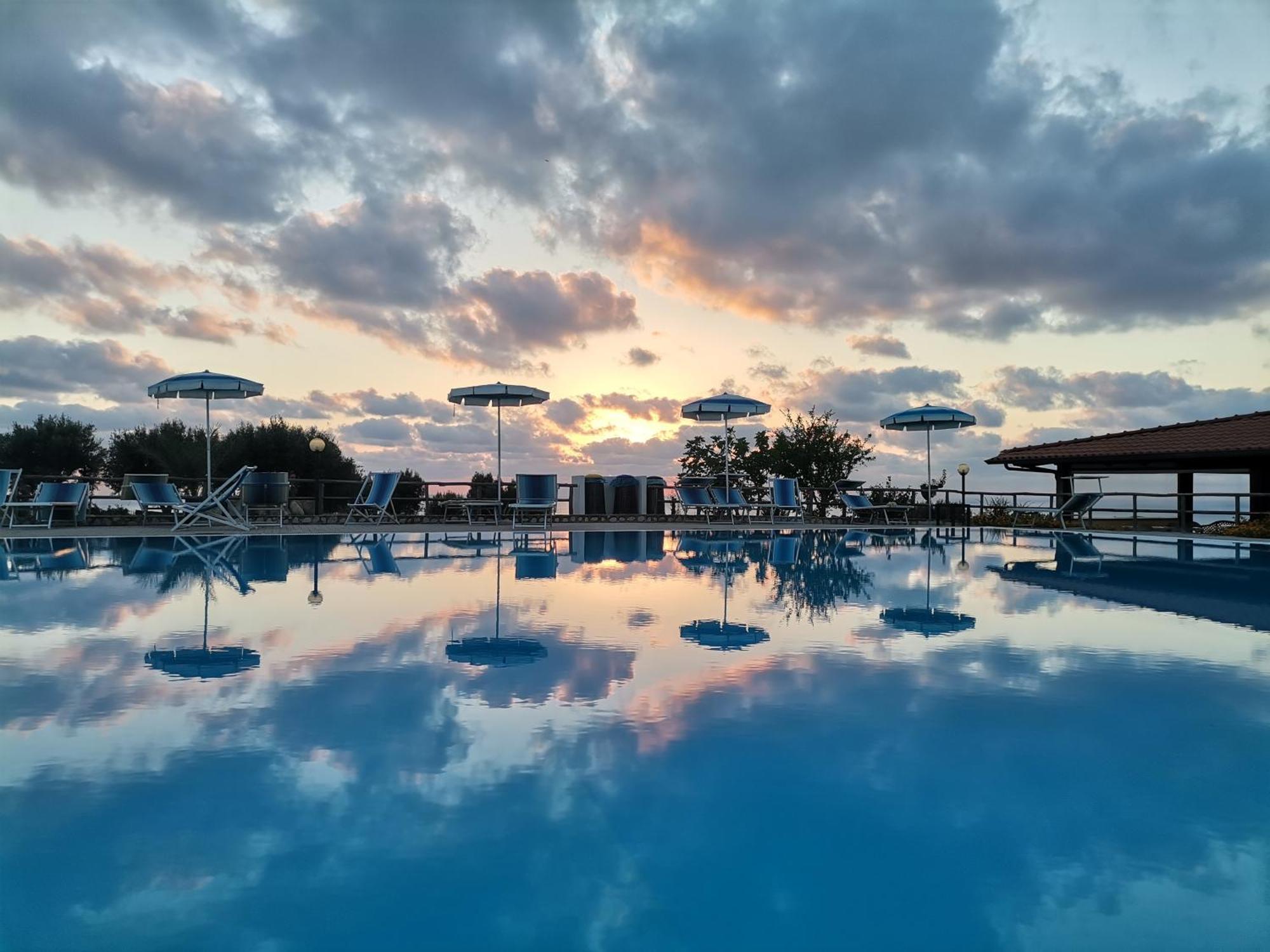 Agriturismo Ninea Рикаді Екстер'єр фото