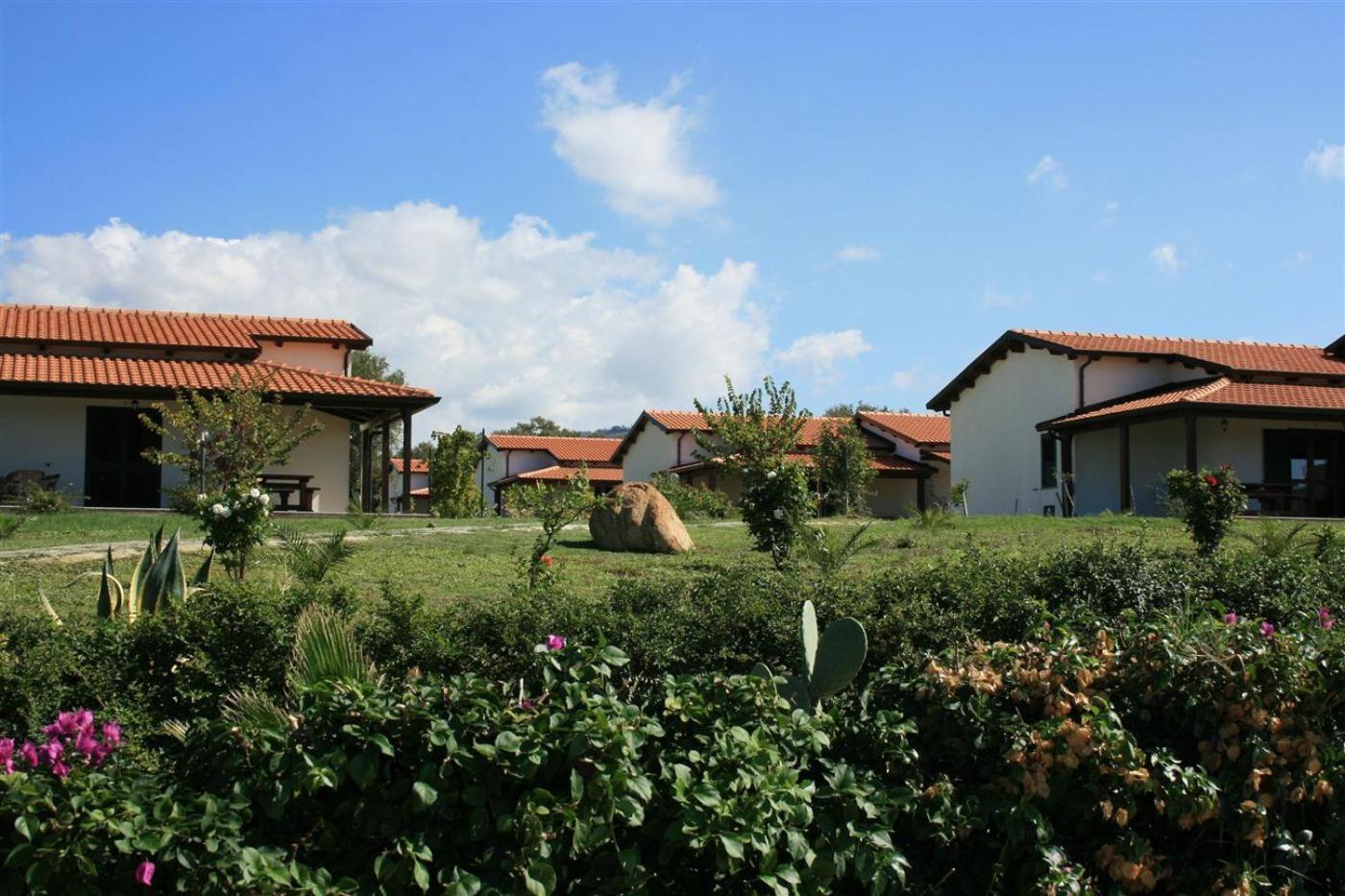 Agriturismo Ninea Рикаді Екстер'єр фото